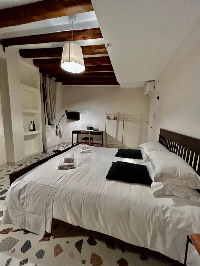 Farini Suites Wi-Fi Veneza Exterior foto
