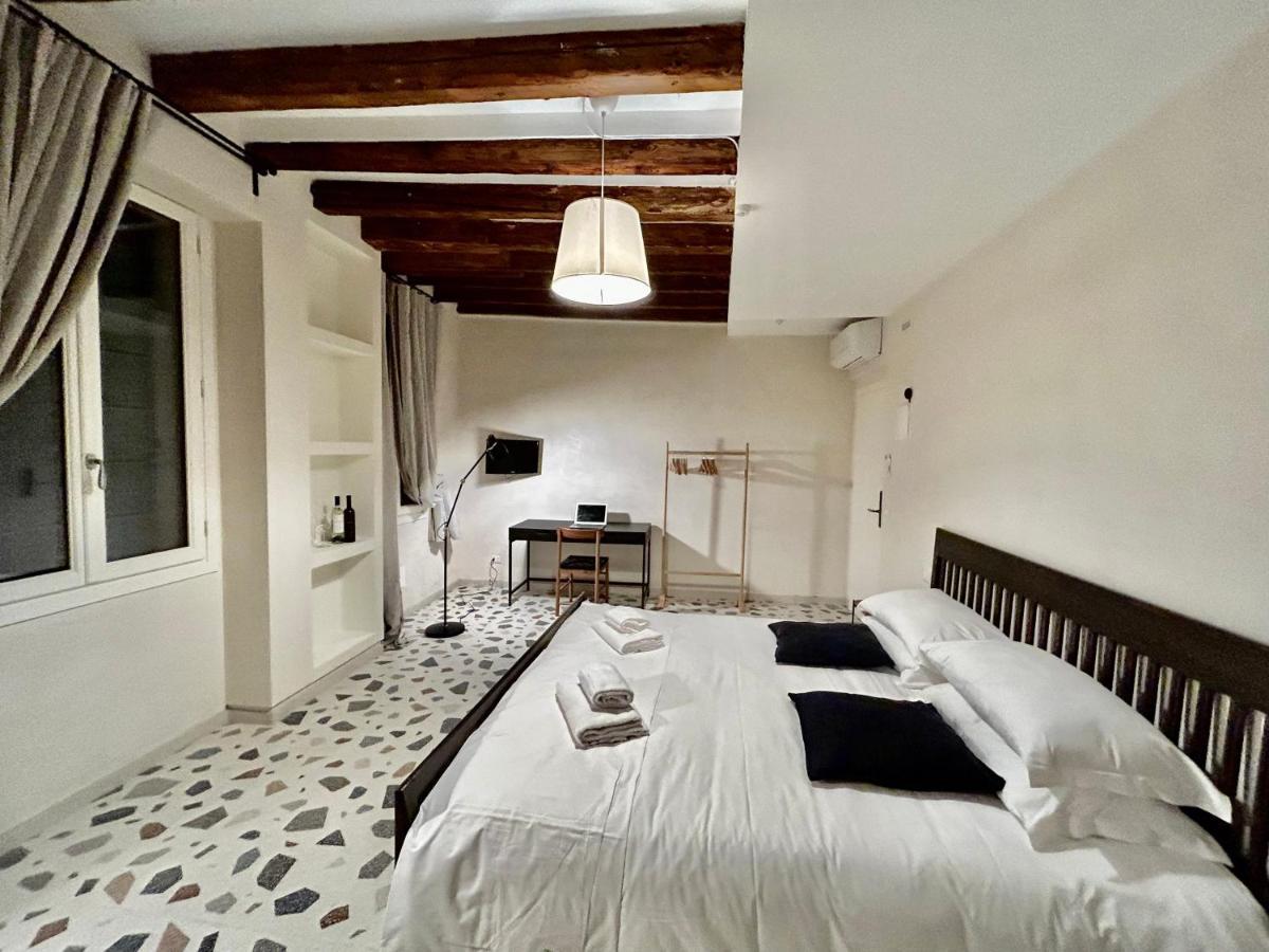 Farini Suites Wi-Fi Veneza Exterior foto
